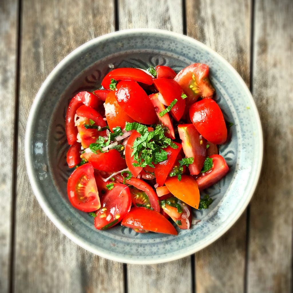 Tomatensalat mit Minze | Homemadestuff - Soulfood &amp; Heartpieces